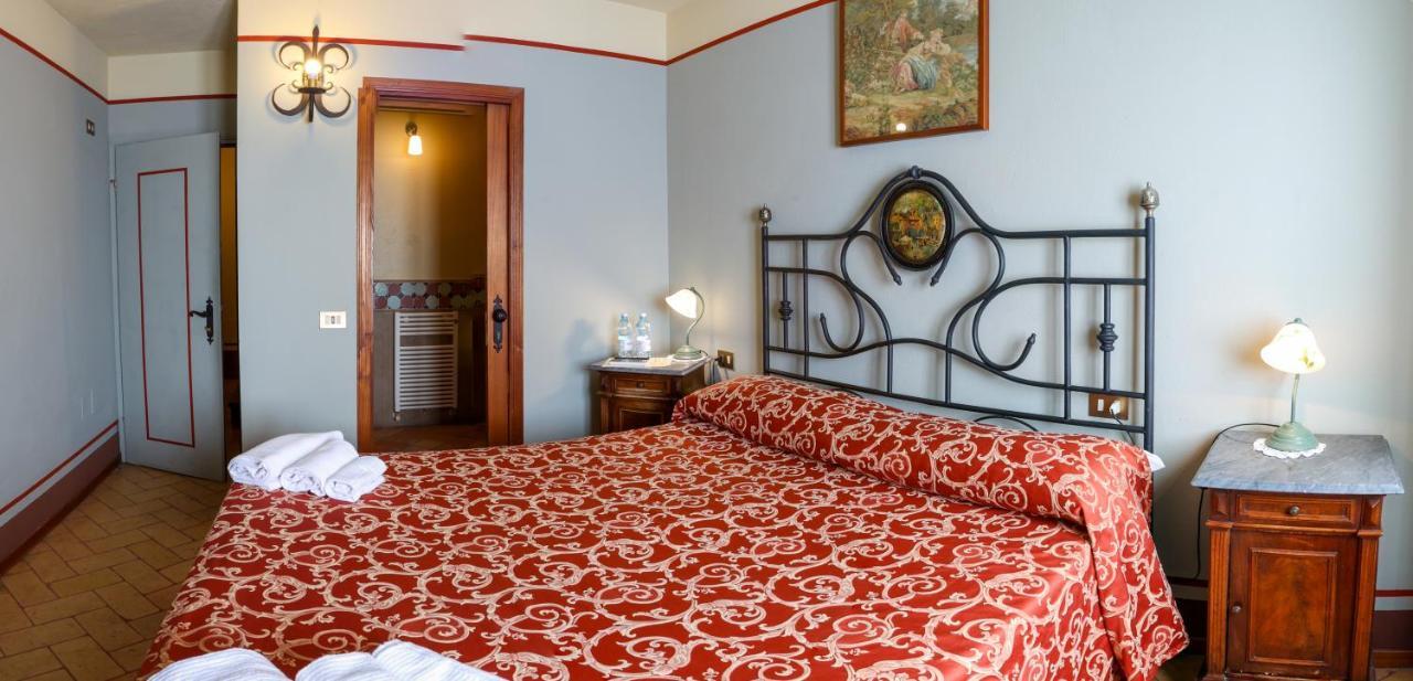 Albergo Diffuso Borgo Montemaggiore Montemaggiore al Metauro Eksteriør billede