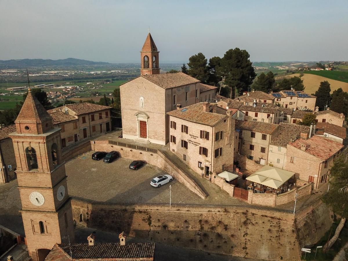 Albergo Diffuso Borgo Montemaggiore Montemaggiore al Metauro Eksteriør billede